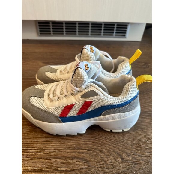 Korean Brand Switfish "High Protein" Sneakers - Size 6.5 - Picture 3 of 5